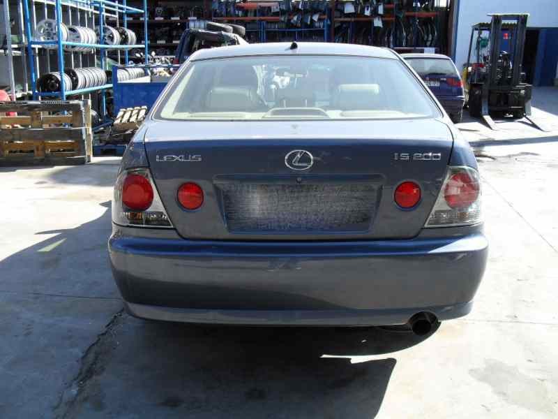 lexus is200 (gxe10) del año 2004