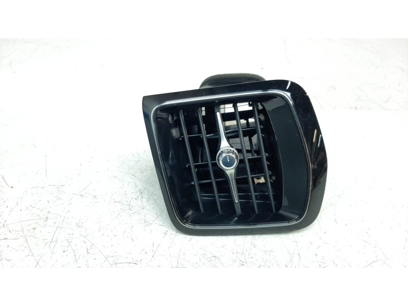 Recambio de aireador izquierdo para volvo v60 familiar 2.0 diesel cat referencia OEM IAM 31477875  