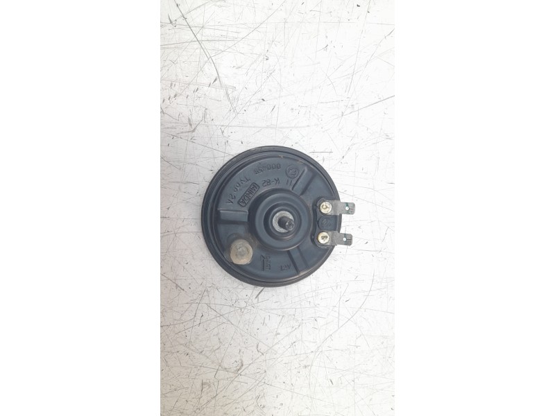 Recambio de claxon para ktm 390 duke 390 duke referencia OEM IAM 93011060100  