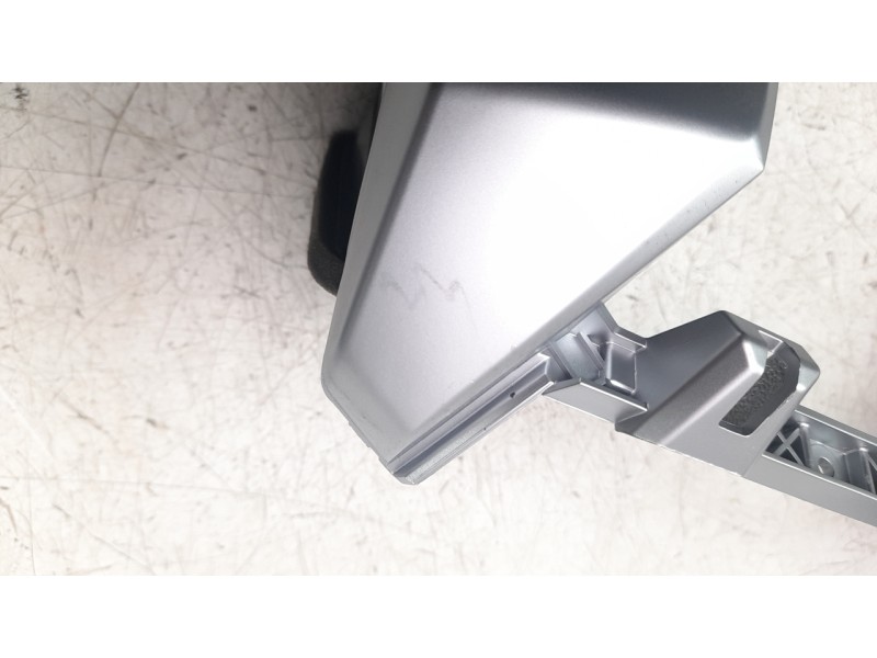 Recambio de rejilla aireadora para ssangyong rexton limited 4x4 referencia OEM IAM 765503600  