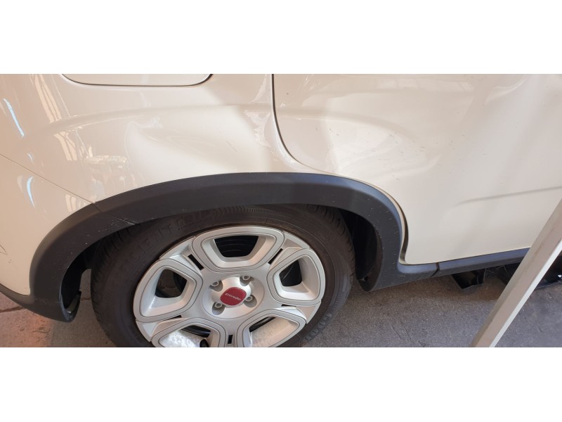 Recambio de aletin trasero derecho para fiat panda (319) base (2020) referencia OEM IAM 735536819  