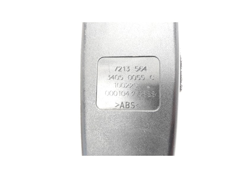 Recambio de juego cinturones delantero para bmw x1 (e84) 2.0 turbodiesel cat referencia OEM IAM 7213564 34050061C 