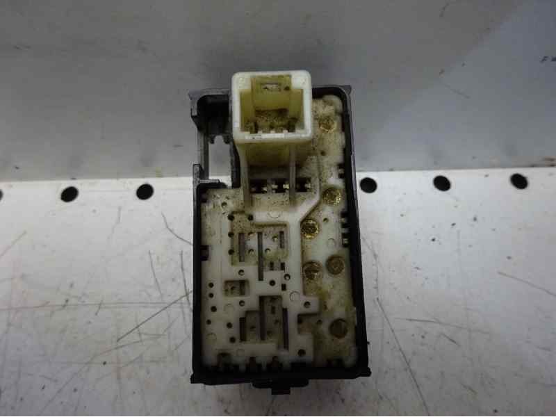 Recambio de mando elevalunas delantero derecho para toyota prius+ eco referencia OEM IAM   