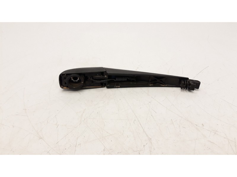 Recambio de brazo limpia trasero para toyota rav 4 2.0 d-4d cat referencia OEM IAM 8524142090  