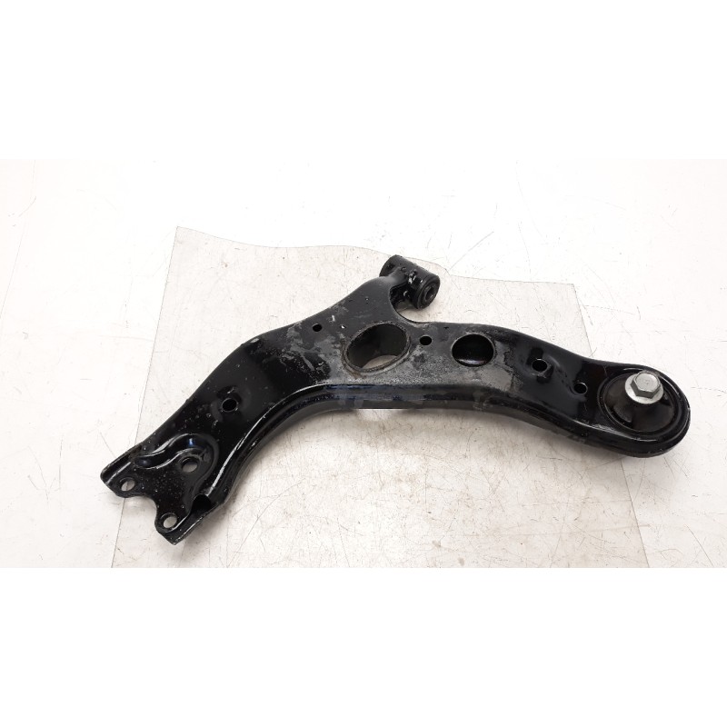 Recambio de brazo suspension inferior delantero izquierdo para toyota rav 4 2.0 d-4d cat referencia OEM IAM 4806942060  