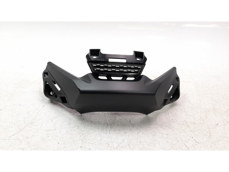 Recambio de moldura para honda x-adv x-adv referencia OEM IAM 64230MKHD00ZA  