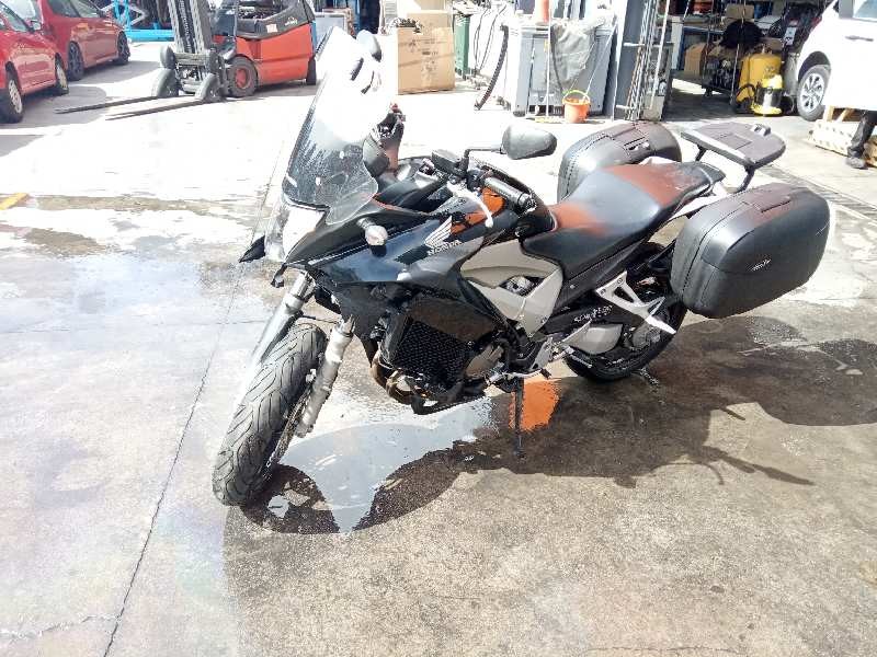 honda vfr800x crossrunner del año 2013