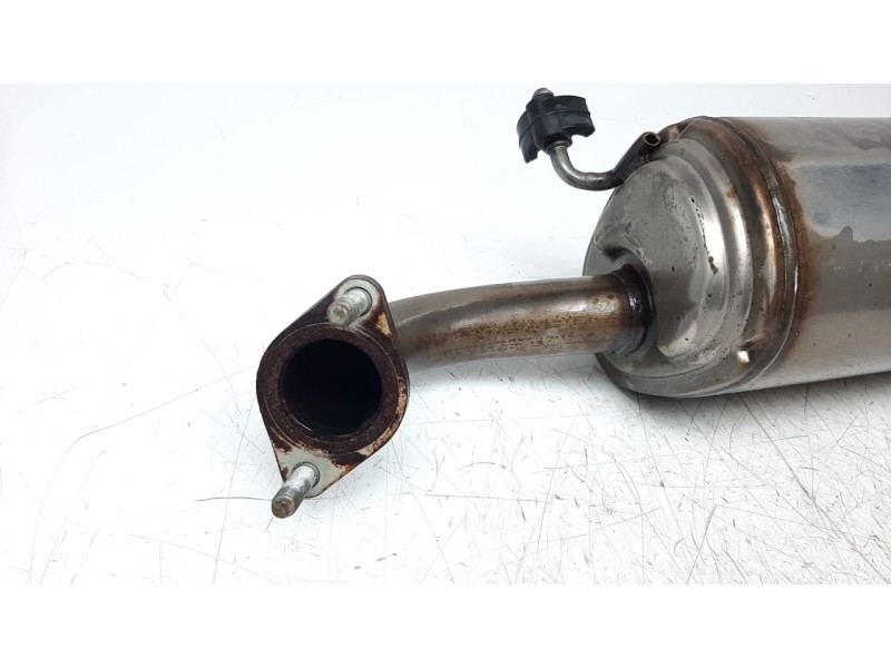 Recambio de tubo escape trasero para kia stonic (ybcuv) 1.6 crdi cat referencia OEM IAM 28710H8610  