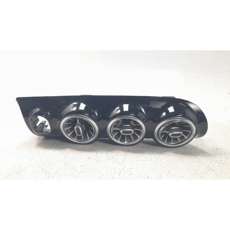 Recambio de rejilla aireadora para mercedes-benz clase a (bm 177) a 180 d (177.003) referencia OEM IAM A1776809800  
