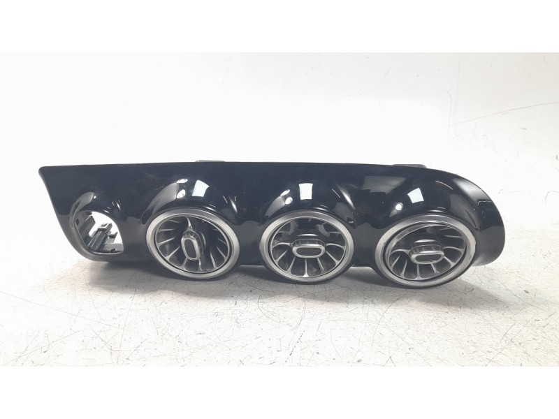 Recambio de rejilla aireadora para mercedes-benz clase a (bm 177) a 180 d (177.003) referencia OEM IAM A1776809800  