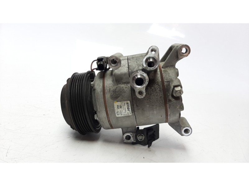 Recambio de compresor aire acondicionado para mazda cx-5 2.2 turbodiesel cat referencia OEM IAM F500JUBCA05  