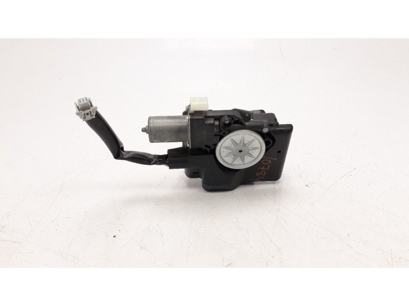 Recambio de cerradura maletero / porton para toyota rav 4 2.0 d-4d cat referencia OEM IAM 1638000790  