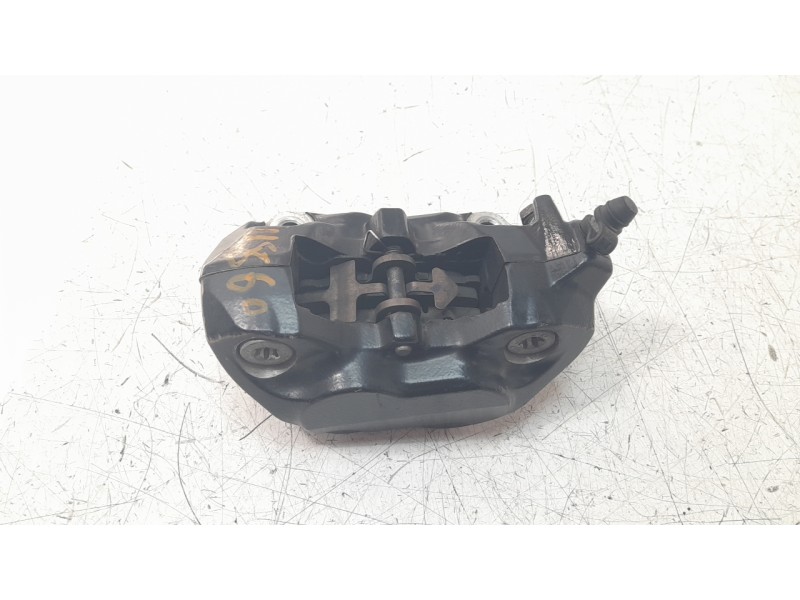 Recambio de pinza de freno delantera izquierda para ktm 390 duke 390 duke referencia OEM IAM 94813015000  