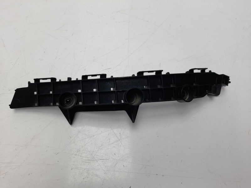 Recambio de molduras traseras para toyota c-hr hybrid advance referencia OEM IAM 52575F4010  