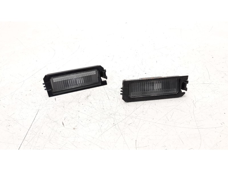 Recambio de piloto matricula para kia rio (yb) 1.2 cat referencia OEM IAM 92501F6000  