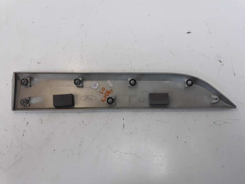 Recambio de moldura para ford tourneo custom referencia OEM IAM BK21V20781BBW  