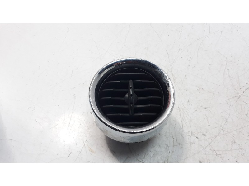 Recambio de rejilla aireadora para seat ibiza (6l1) 1.9 tdi referencia OEM IAM 6L0819203D  