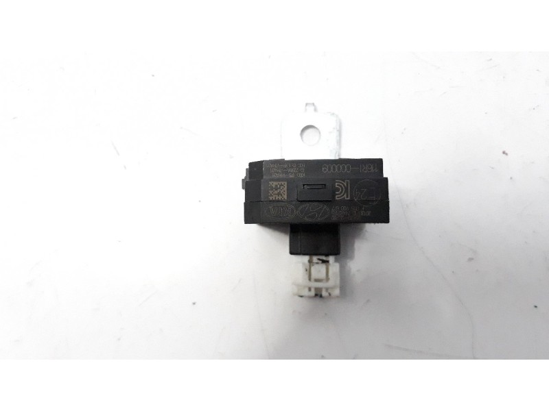 Recambio de centralita inmovilizador para hyundai i20 city s referencia OEM IAM 954202L700  
