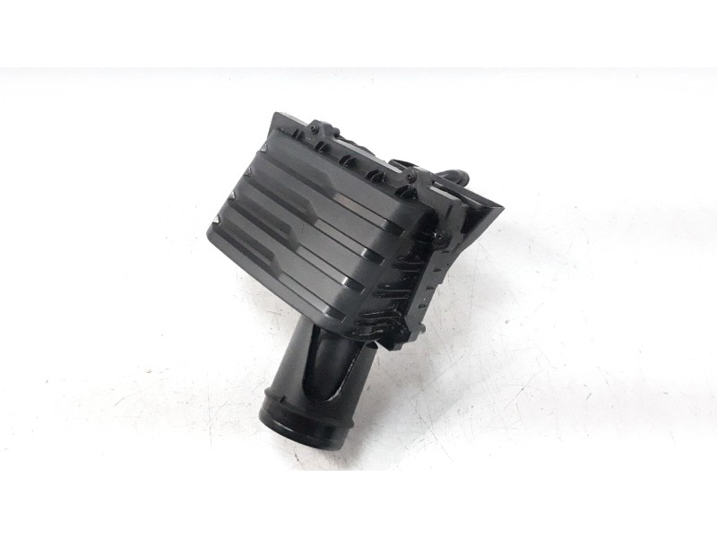 Recambio de filtro aire para volkswagen polo 1.0 tsi referencia OEM IAM 2Q0129601T  