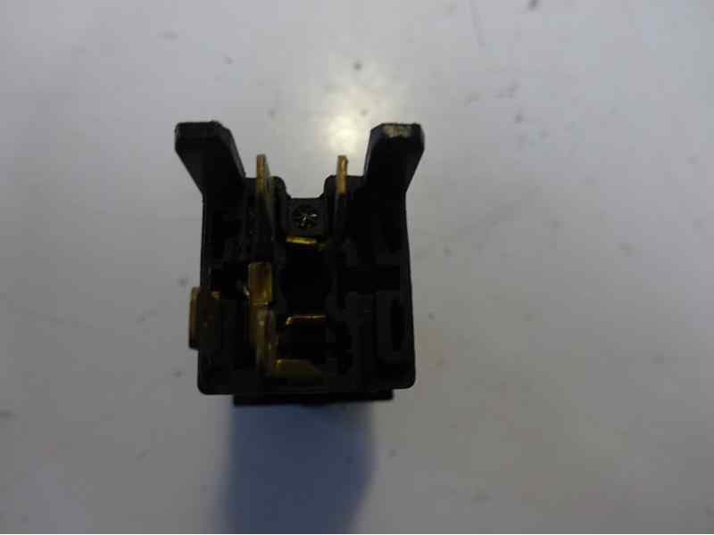 Recambio de interruptor para citroen berlingo 1.9 diesel referencia OEM IAM 9644845777  