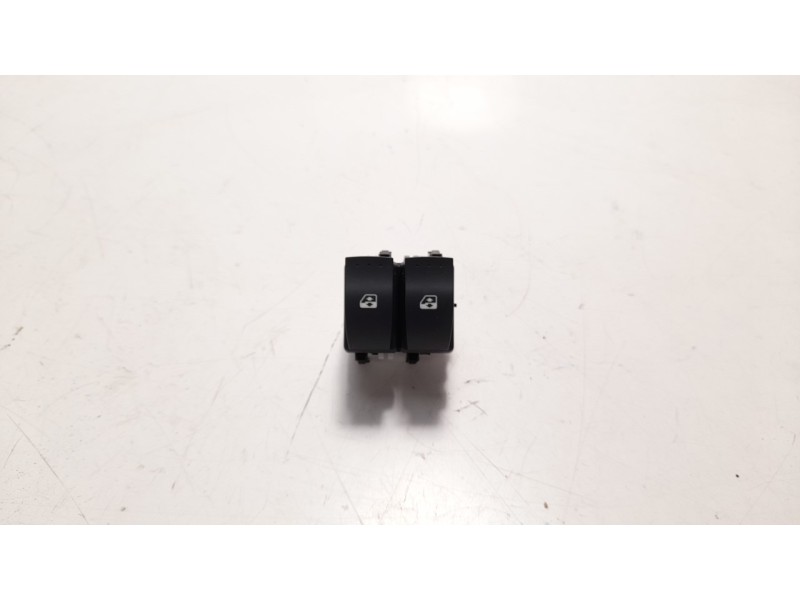 Recambio de mando elevalunas delantero izquierdo para renault clio iv referencia OEM IAM 8200315033 IAF920017HQ EWSRE016