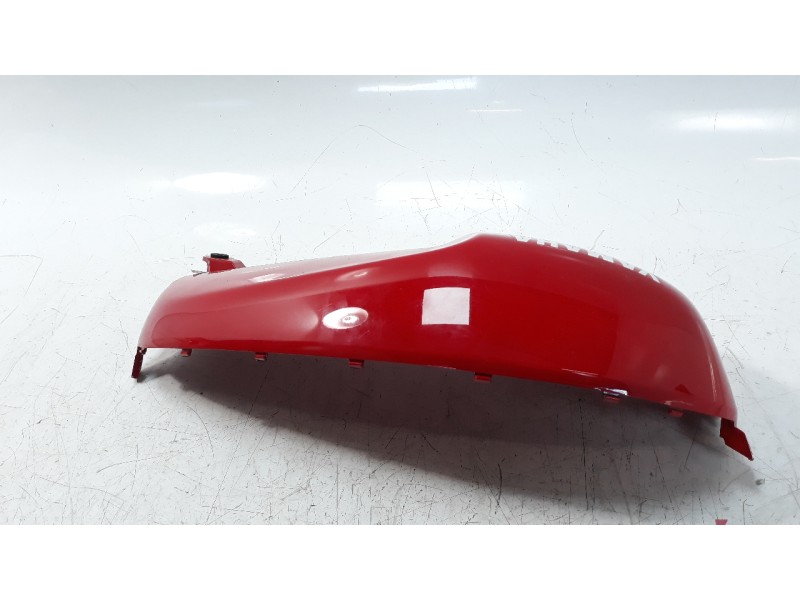 Recambio de carenado delantero izquierdo para yamaha mt-125 referencia OEM IAM B1VF412900  