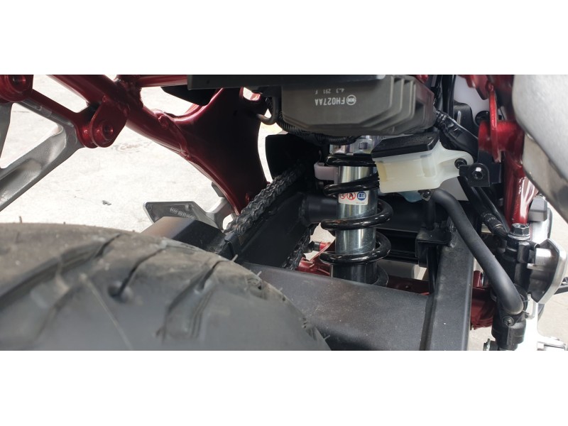 Recambio de amortiguador trasero para honda cb 750 hornet referencia OEM IAM 52400MLBD01  