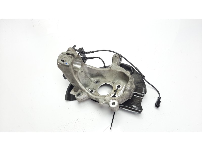 Recambio de mangueta delantera derecha para renault scenic iv grand zen referencia OEM IAM 400105333R  