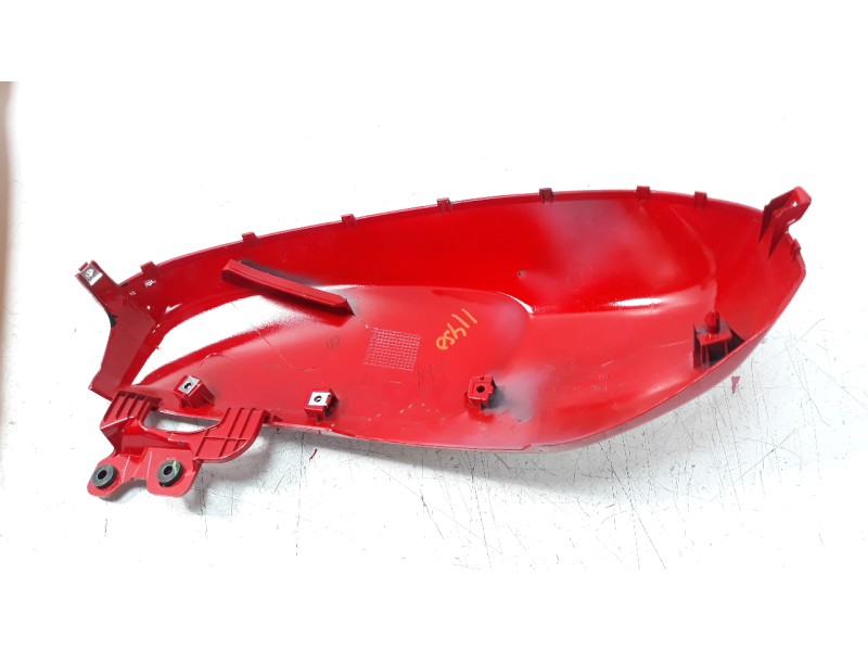 Recambio de carenado delantero izquierdo para yamaha mt-125 referencia OEM IAM B1VF412900  