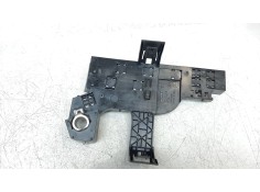 Recambio de caja reles / fusibles para volvo v60 familiar 2.0 diesel cat referencia OEM IAM 32200086   2