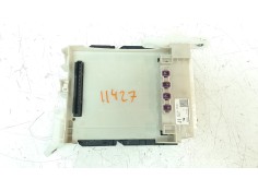 CAJA RELES / FUSIBLES 8273076040 