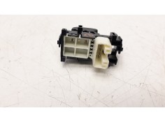 Recambio de mando elevalunas delantero derecho para toyota rav 4 2.0 d-4d cat referencia OEM IAM 848100D030   2