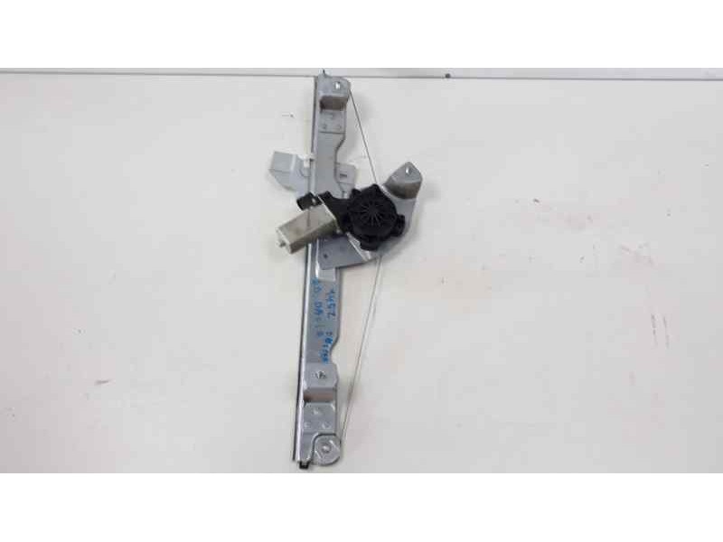 Recambio de elevalunas delantero derecho para dacia duster ambiance 4x2 referencia OEM IAM 8200733829 106085501 115678