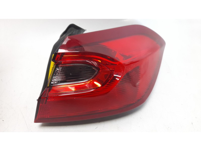 Recambio de piloto trasero derecho para ford fiesta (ce1) 1.0 ecoboost cat referencia OEM IAM H1BB13404BH  