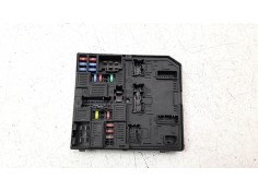 CAJA RELES / FUSIBLES 284B75NA1A 