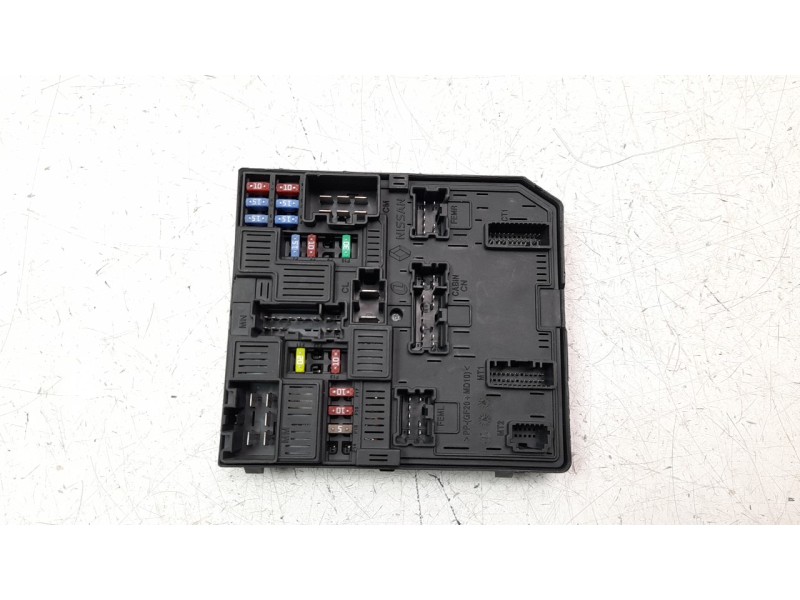 Recambio de caja reles / fusibles para nissan qashqai (j11) 1.2 16v cat referencia OEM IAM 284B75NA1A  