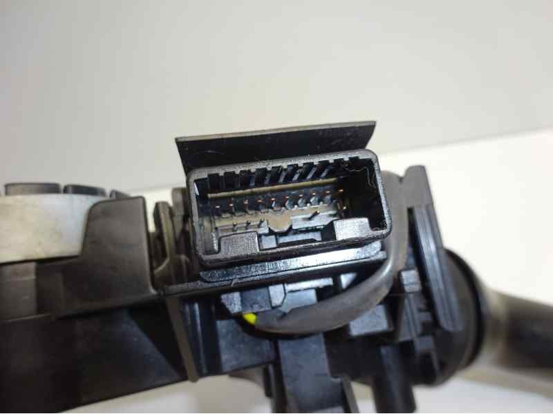 Recambio de mando intermitentes para toyota prius+ eco referencia OEM IAM 173832  