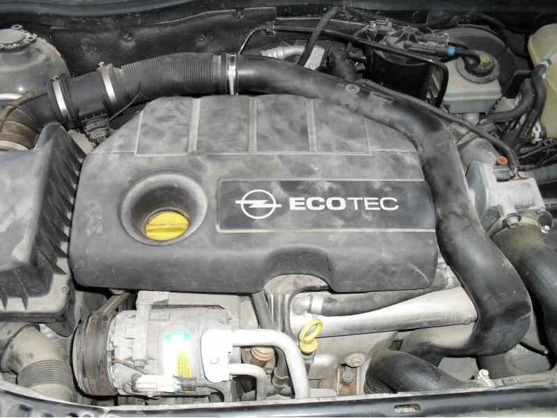 opel astra h berlina del año 2004