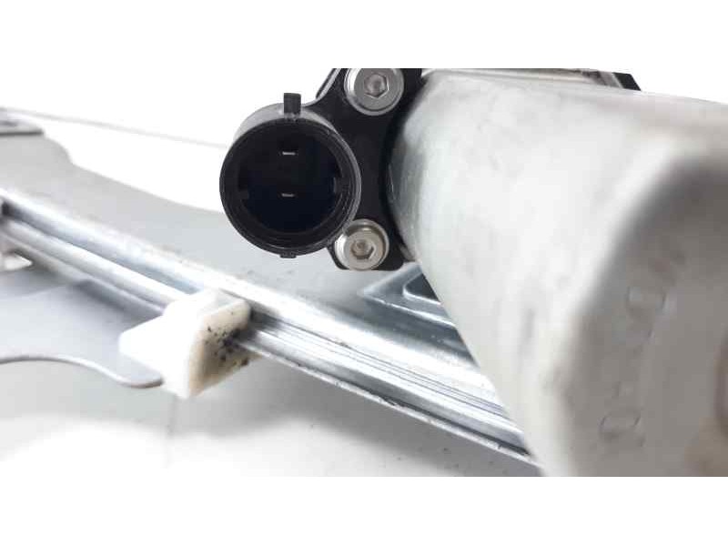 Recambio de elevalunas delantero derecho para dacia duster ambiance 4x2 referencia OEM IAM 8200733829 106085501 115678