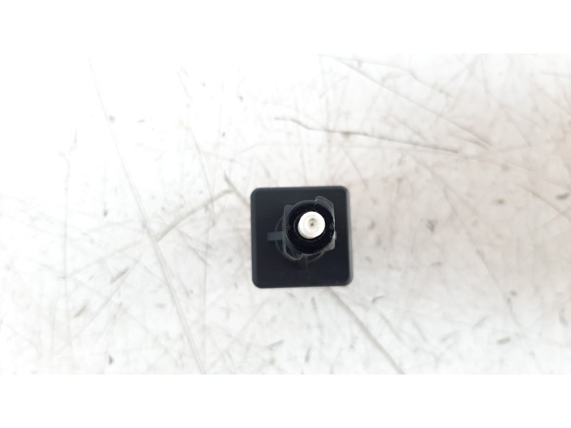 Recambio de interruptor para kia stonic (ybcuv) 1.6 crdi cat referencia OEM IAM 938133S800  