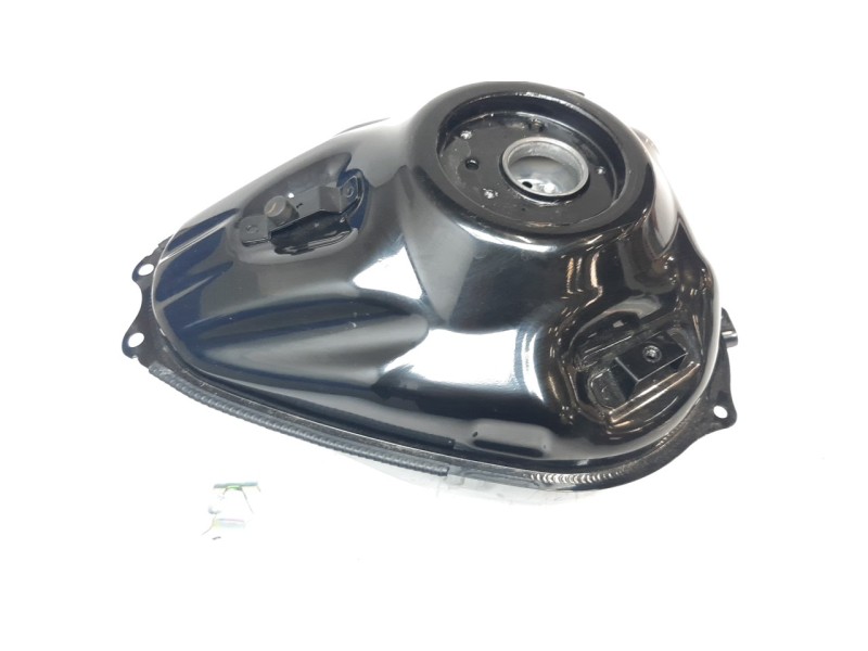 Recambio de deposito combustible para yamaha mt-125 referencia OEM IAM B7DF41100000  