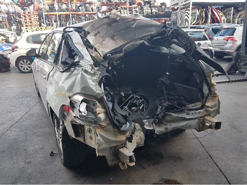 peugeot 308 del año 2014