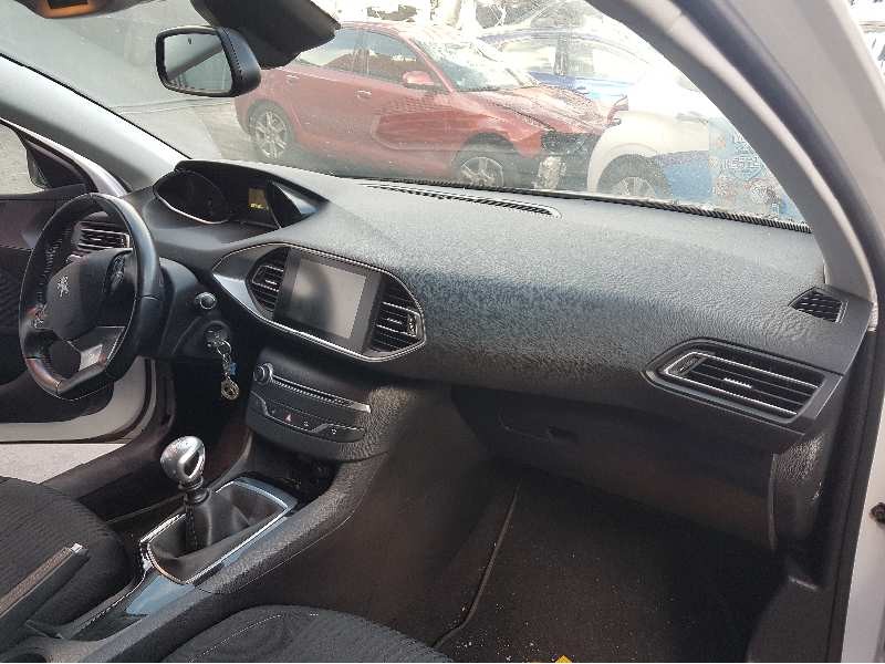 peugeot 308 del año 2014