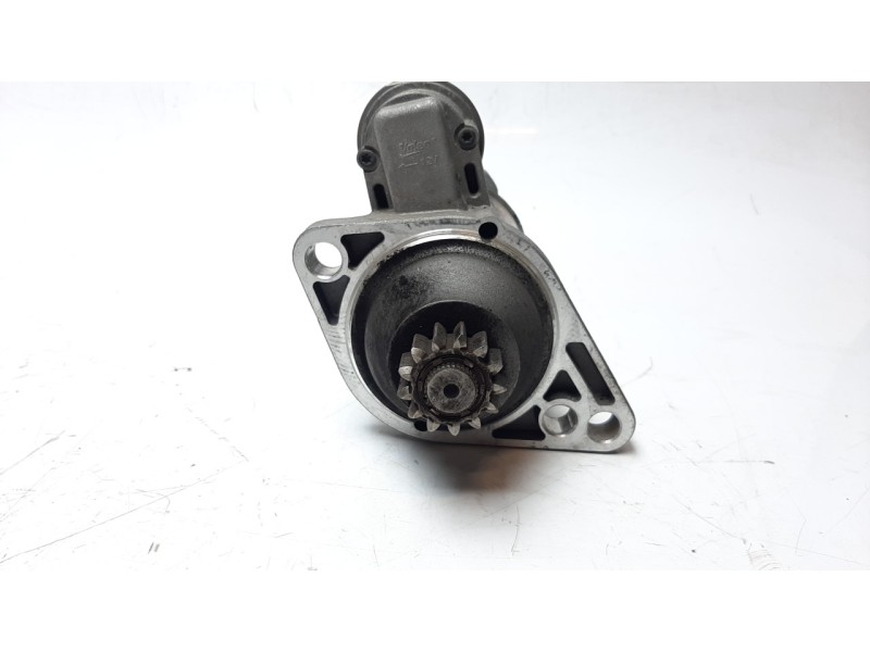 Recambio de motor arranque para volkswagen golf vii lim. 1.6 16v tdi dpf referencia OEM IAM 02Z911024L ARF830401 