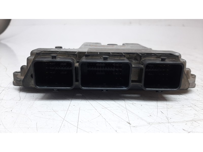 Recambio de centralita motor uce para citroen xsara picasso 1.6 16v hdi fap referencia OEM IAM 9661773880  