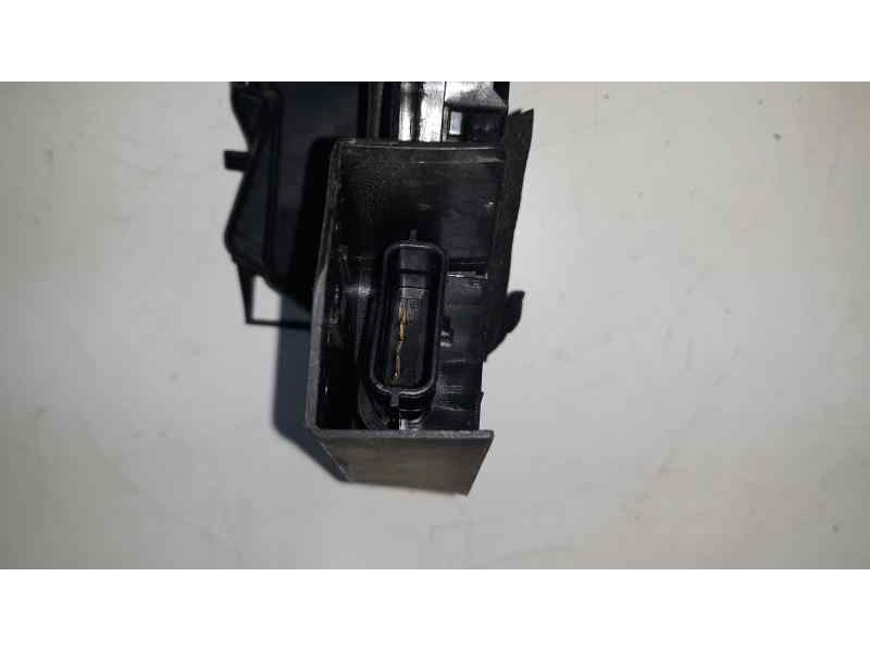 Recambio de cerradura puerta trasera izquierda para renault scenic iv grand zen referencia OEM IAM 825038488R  