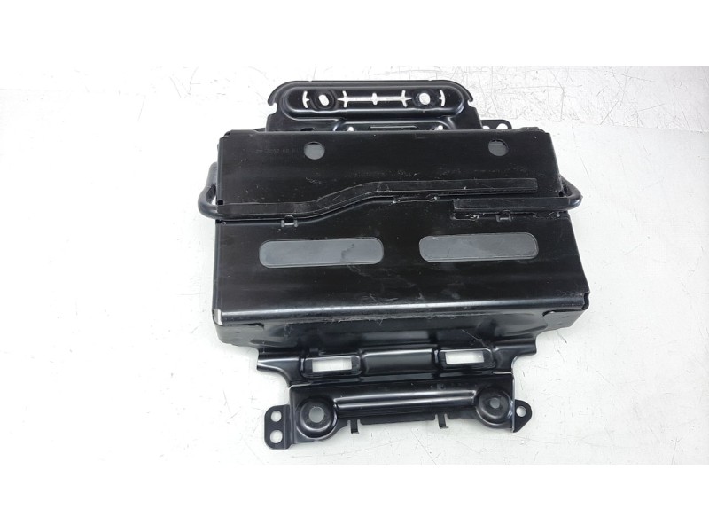 Recambio de bateria para ford focus st-line referencia OEM IAM LX7A10B759AE  