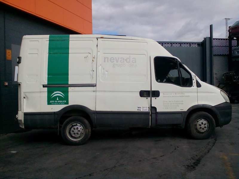 iveco daily caja cerrada (2006 =>) del año 2009