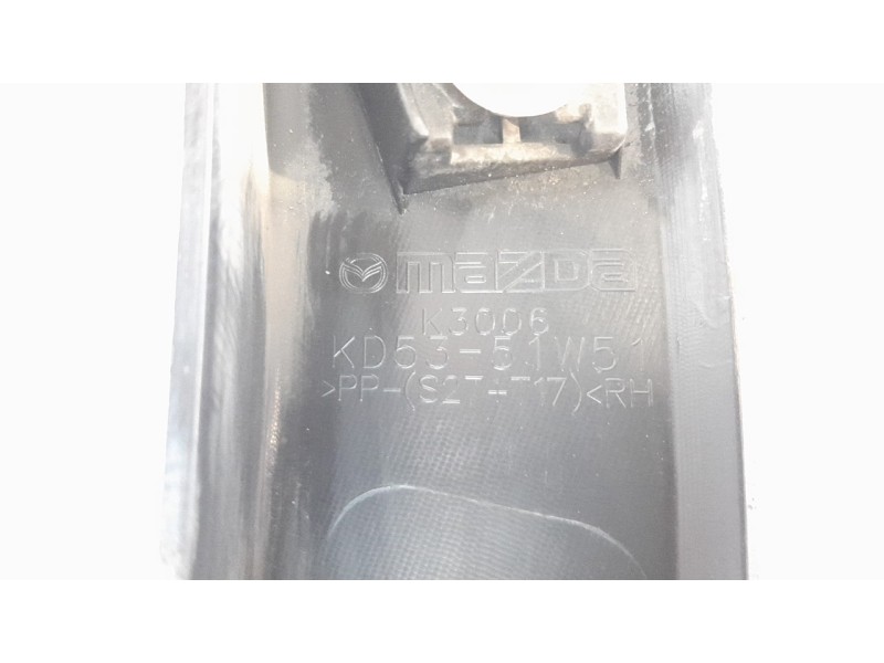 Recambio de aletin trasero derecho para mazda cx-5 2.2 turbodiesel cat referencia OEM IAM KD5351W51  