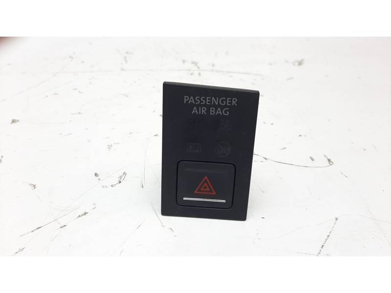 Recambio de warning para volkswagen golf vii lim. 1.6 16v tdi dpf referencia OEM IAM 5G1919225  